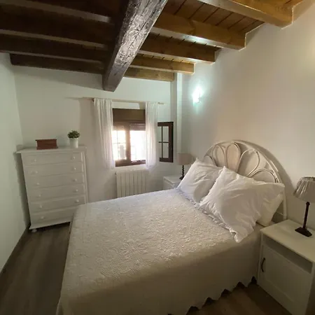Casa La Solana - Charming Rural Getaway Navacarros